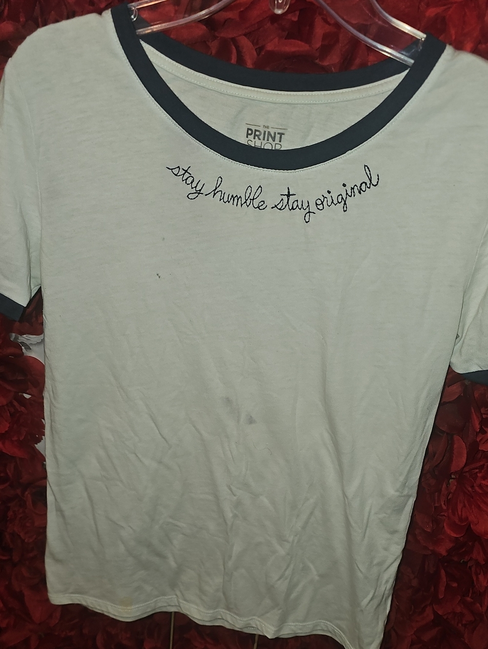 The Print Shop Lt. Blue Graphic Tee w/ Navy Trim Size Small SOME STAINS